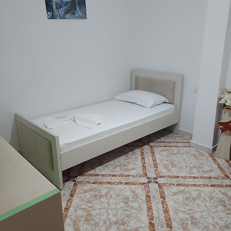 Martin Ferraj Riviera Appartement Vlorë Buitenkant foto